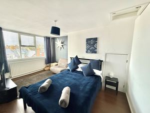 Photo 6- click for photo gallery